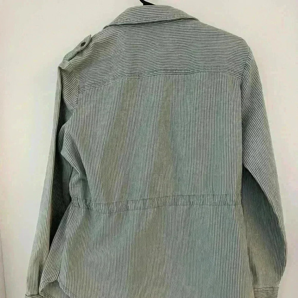 NWT Universal Thread Railroad Lightweight Jacket Size S Oversized Denim Chambray - Picture 2 of 7